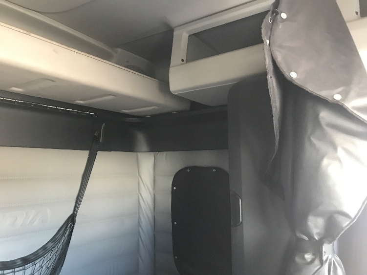 Used 2020 Freightliner Cascadia - photo 20