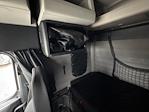 Used 2020 Freightliner Cascadia Detroit DD15AT Semi Truck with Sleeper Cab for sale #352789 - photo 19