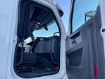 Used 2020 Freightliner Cascadia Detroit DD15AT Semi Truck with Sleeper Cab for sale #352796 - photo 13