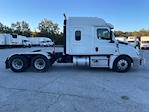Used 2020 Freightliner Cascadia Detroit DD15AT Semi Truck with Sleeper Cab for sale #352796 - photo 8