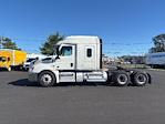 Used 2020 Freightliner Cascadia Detroit DD15AT Semi Truck with Sleeper Cab for sale #352803 - photo 4