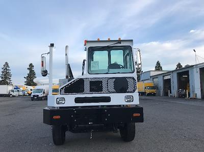 Used 2019 Capacity Sabre5 Yard Truck for sale #353420 - photo 2