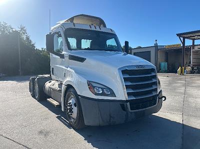 Used 2020 Freightliner Cascadia Detroit DD13 Semi Truck for sale #353438 - photo 1