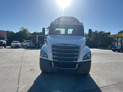 Used 2020 Freightliner Cascadia Detroit DD13 Semi Truck for sale #353438 - photo 2