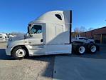 Used 2020 Freightliner Cascadia Detroit DD15AT Semi Truck with Sleeper Cab for sale #353910 - photo 4