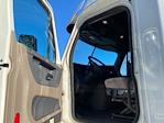 Used 2020 Freightliner Cascadia Detroit DD15AT Semi Truck with Sleeper Cab for sale #353910 - photo 9