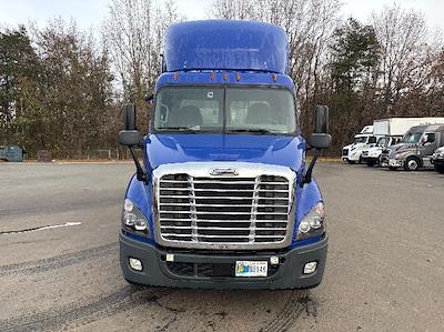 Used 2020 Freightliner Cascadia Detroit DD13 Semi Truck for sale #354120 - photo 2