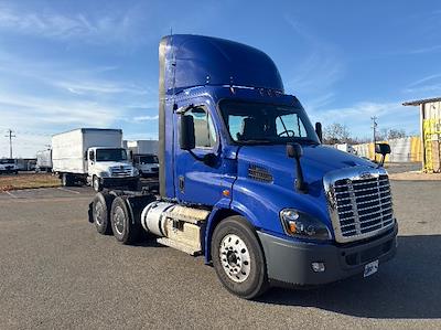 Used 2020 Freightliner Cascadia Detroit DD13 Semi Truck for sale #354121 - photo 1