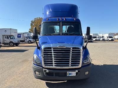 Used 2020 Freightliner Cascadia Detroit DD13 Semi Truck for sale #354123 - photo 2