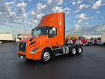 Used 2020 Volvo VNR Volvo D13 Semi Truck for sale #354150 - photo 3