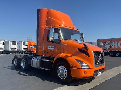 Used 2020 Volvo VNR Volvo D13 Semi Truck for sale #354152 - photo 1