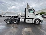 Used 2020 Freightliner Cascadia Detroit DD15AT Semi Truck for sale #354347 - photo 8
