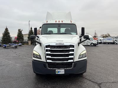 Used 2020 Freightliner Cascadia Detroit DD15AT Semi Truck for sale #354427 - photo 2