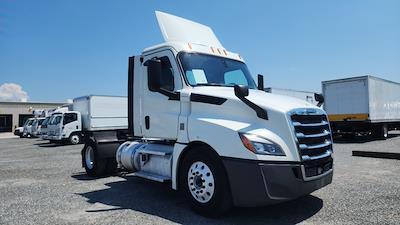 Used 2020 Freightliner Cascadia Detroit DD13 Semi Truck for sale #354430 - photo 1