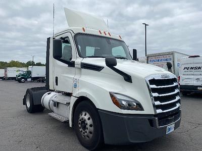 Used 2020 Freightliner Cascadia Detroit DD13 Semi Truck for sale #354434 - photo 1