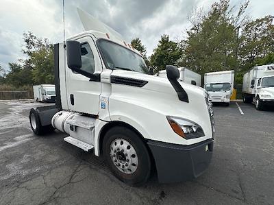 Used 2020 Freightliner Cascadia Detroit DD13 Semi Truck for sale #354439 - photo 1