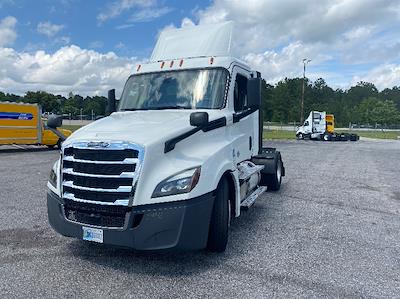 Used 2020 Freightliner Cascadia Detroit DD13 Semi Truck for sale #354441 - photo 1