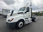 Used 2020 Freightliner Cascadia Detroit DD13 Semi Truck for sale #354447 - photo 3