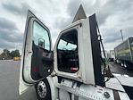 Used 2020 Freightliner Cascadia Detroit DD13 Semi Truck for sale #354447 - photo 9
