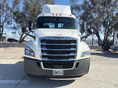 Used 2020 Freightliner Cascadia Detroit DD13 Semi Truck for sale #354459 - photo 2