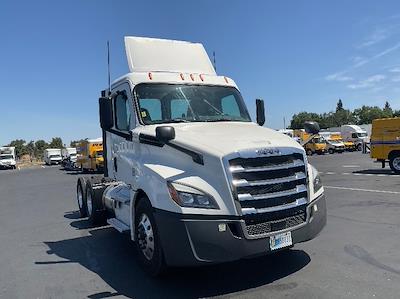 Used 2020 Freightliner Cascadia Detroit DD15AT Semi Truck for sale #354463 - photo 1