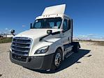 Used 2020 Freightliner Cascadia Detroit DD13 Semi Truck for sale #354467 - photo 3