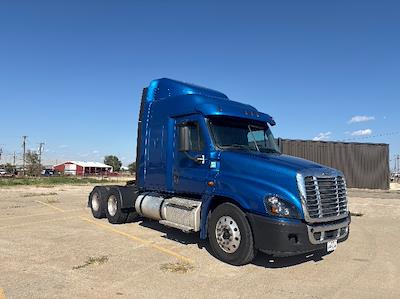 Used 2020 Freightliner Cascadia Cummins X15 Semi Truck with Sleeper Cab for sale #354512 - photo 1