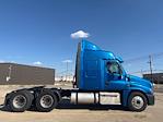 Used 2020 Freightliner Cascadia Cummins X15 Semi Truck with Sleeper Cab for sale #354512 - photo 8