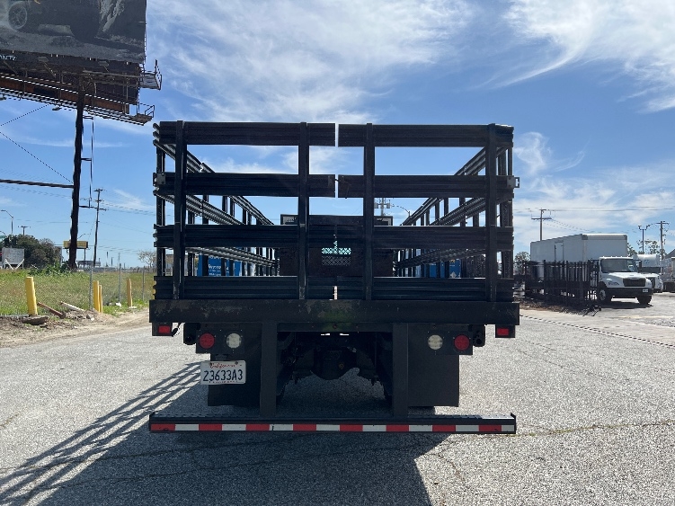 Used 2021 Freightliner M2 106 - photo 9