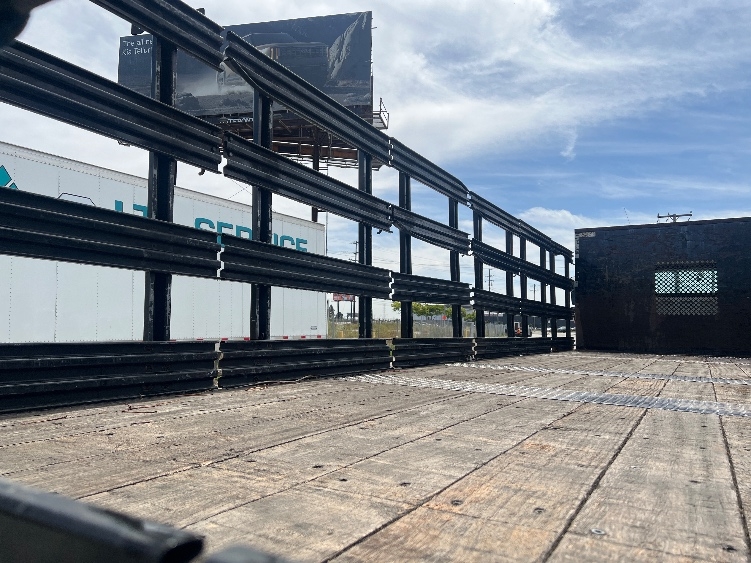 Used 2021 Freightliner M2 106 - photo 11