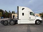 Used 2020 Freightliner Cascadia Detroit DD15AT Semi Truck with Sleeper Cab for sale #354720 - photo 8