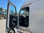 Used 2020 Freightliner Cascadia Detroit DD15AT Semi Truck with Sleeper Cab for sale #354725 - photo 9