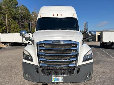 Used 2020 Freightliner Cascadia Detroit DD15AT Semi Truck with Sleeper Cab for sale #354727 - photo 2