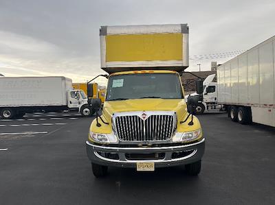 Used 2020 International MV Box Truck for sale #354793 - photo 2