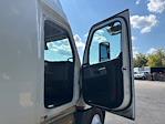Used 2020 Freightliner Cascadia Detroit DD15AT Semi Truck with Sleeper Cab for sale #354900 - photo 13