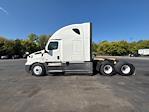 Used 2020 Freightliner Cascadia Detroit DD15AT Semi Truck with Sleeper Cab for sale #354900 - photo 4