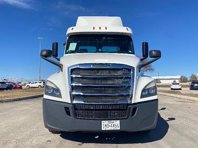 Used 2020 Freightliner Cascadia - photo 1