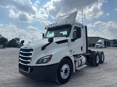 Used 2020 Freightliner Cascadia Detroit DD13 Semi Truck for sale #355349 - photo 1