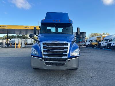Used 2020 Freightliner Cascadia Detroit DD13 Semi Truck for sale #355441 - photo 2