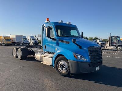 Used 2020 Freightliner Cascadia Detroit DD15AT Semi Truck for sale #355525 - photo 1