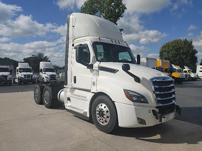 Used 2020 Freightliner Cascadia Detroit DD15AT Semi Truck for sale #355550 - photo 1