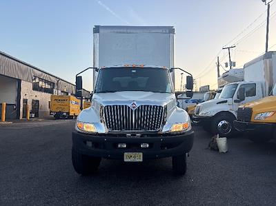 Used 2020 International MV Box Truck with Liftgate for sale #355974 - photo 2