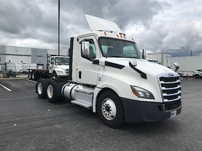 Used 2020 Freightliner Cascadia Detroit DD15AT Semi Truck for sale #356031 - photo 1
