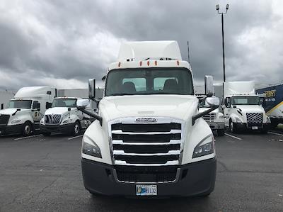 Used 2020 Freightliner Cascadia Detroit DD15AT Semi Truck for sale #356031 - photo 2
