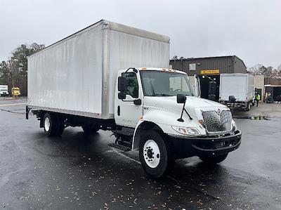 Used 2020 International MV Box Truck with Liftgate for sale #356139 - photo 1