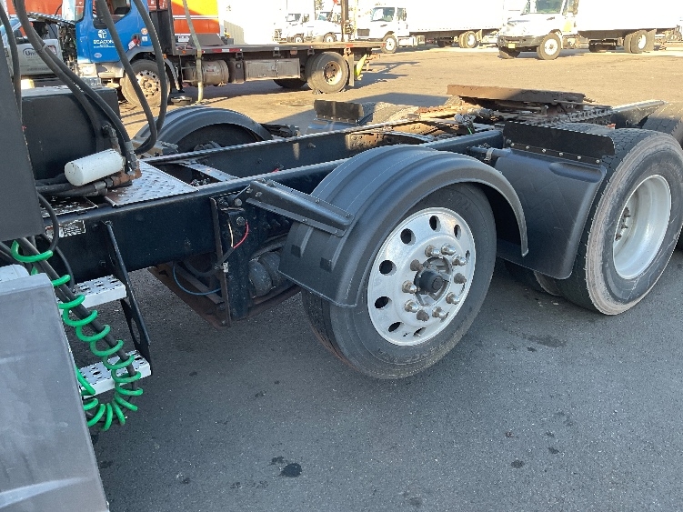 Used 2020 Freightliner Cascadia - photo 24