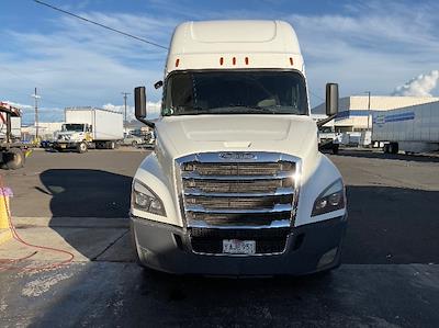 Used 2020 Freightliner Cascadia - photo 1