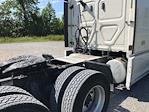Used 2020 Freightliner Cascadia Detroit DD15AT Semi Truck with Sleeper Cab for sale #356673 - photo 21