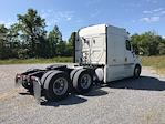 Used 2020 Freightliner Cascadia Detroit DD15AT Semi Truck with Sleeper Cab for sale #356673 - photo 7