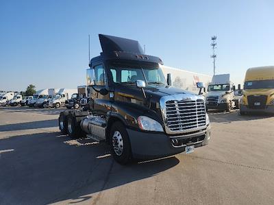 Used 2020 Freightliner Cascadia Detroit DD13 Semi Truck for sale #356769 - photo 1
